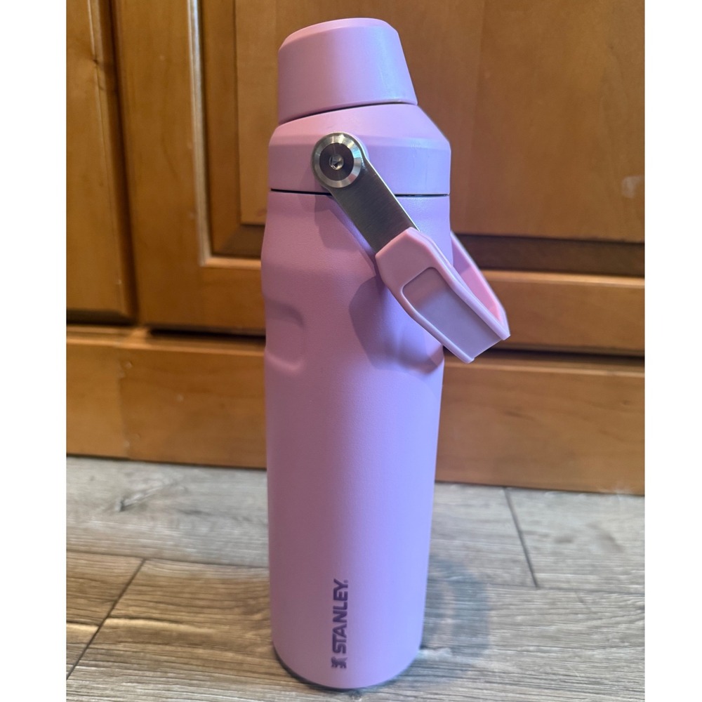 Stanley AeroLight 24 oz Transit Bottle Pink Insulated Travel Water Bottle - Picture 1 of 8